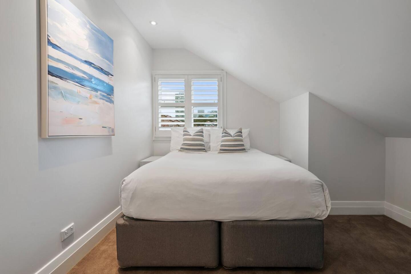 The Bay Retreat - Neutral Bay * Sydney